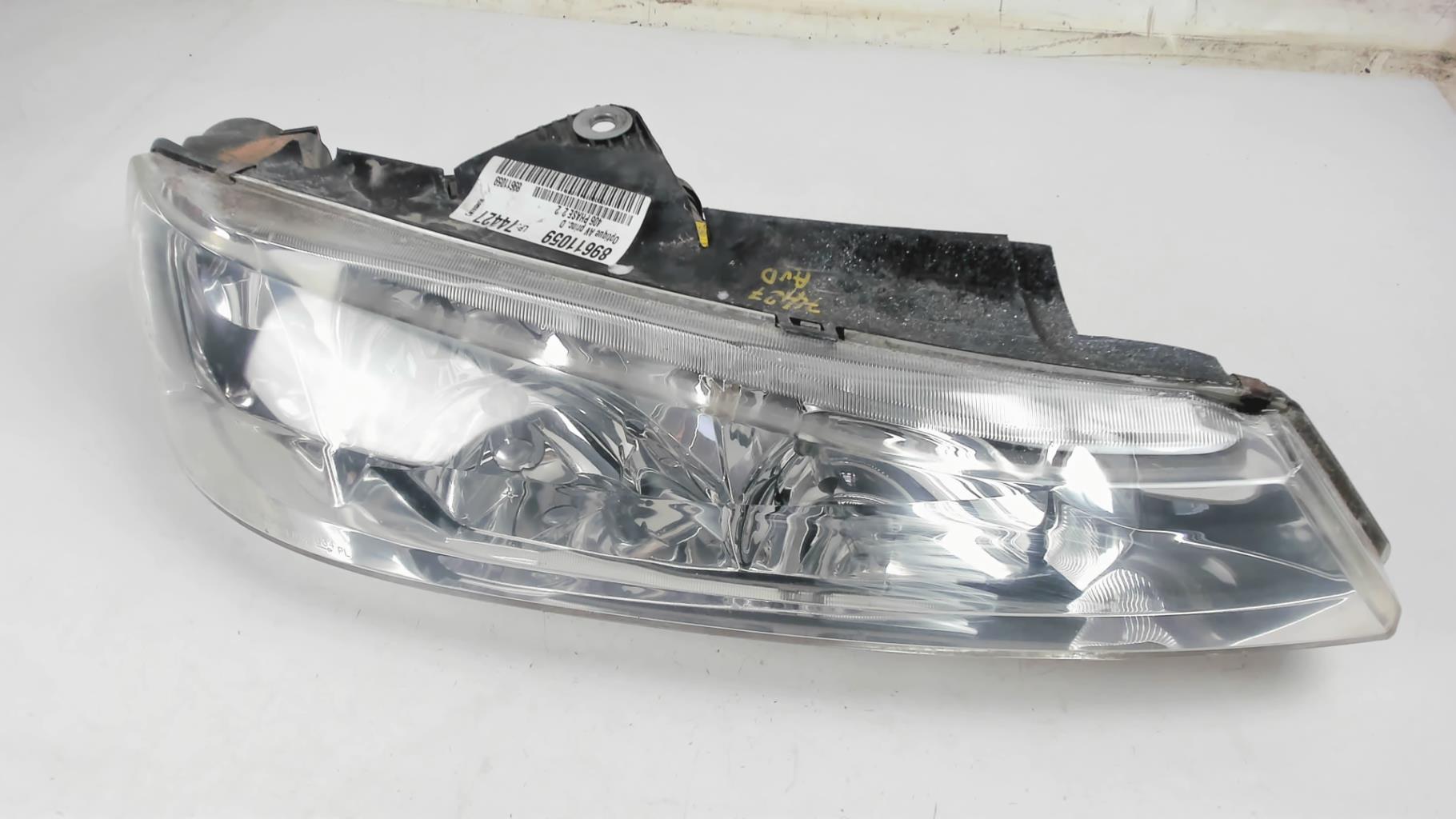 Optique avant principal droit (feux)(phare) Peugeot 406 PHASE 2 (1999) stock limité