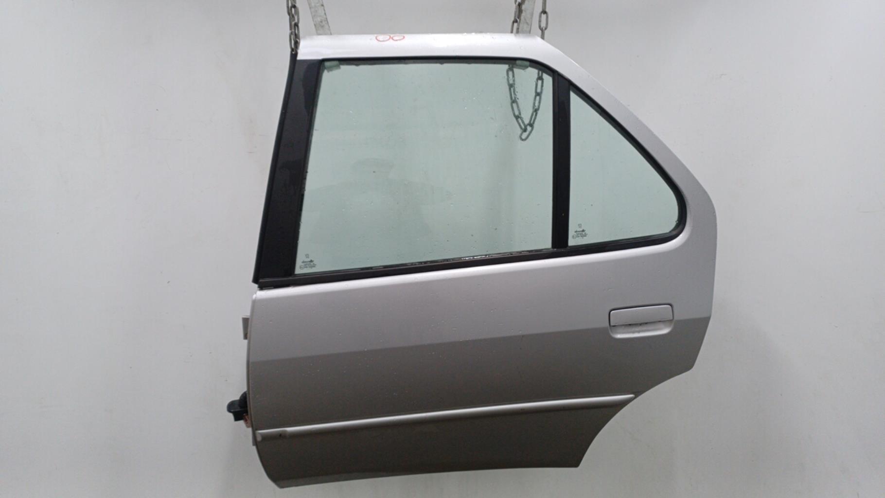 Porte arrière gauche Peugeot 306 PHASE 2 (2000) tendance!